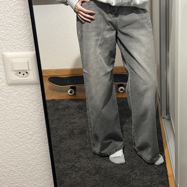 baggy jeans