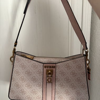 Poche Guess