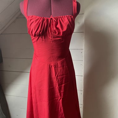 Rotes Korsettkleid