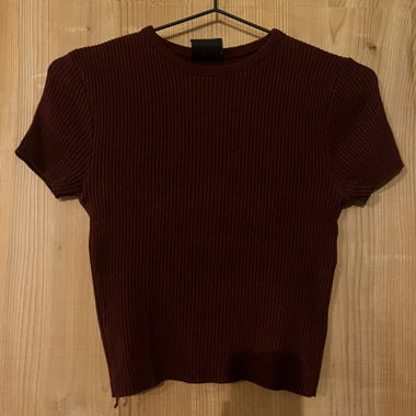 Ribbed Burgundy T-Shirt