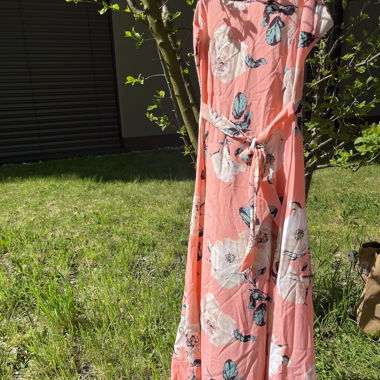 Blumiges Sommerkleid