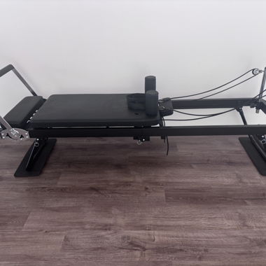 Pilates Reformer-Maschine