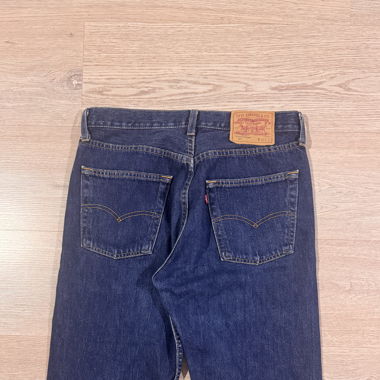 levis