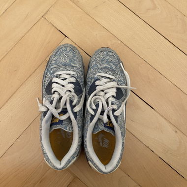 Nike Air Max 90 Liberty of London special editon