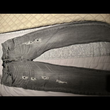 Jeans grigi strappati Alessandro Zavetti