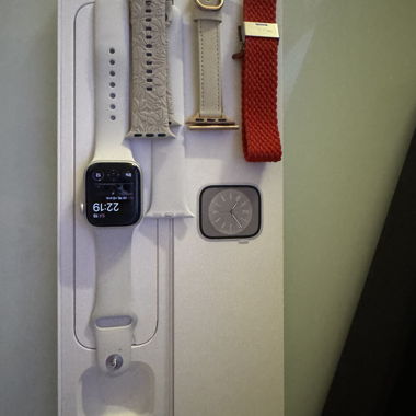 Apple Watch Serie 8 / Silber