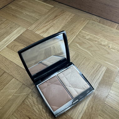 Bronze Dior