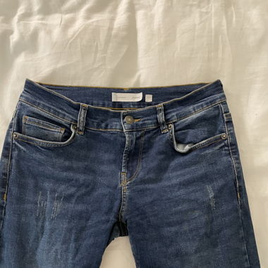 Subdued low waist flare jeans