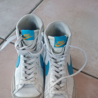 Nike blazers EU40 UK 6 ( fits a 39)