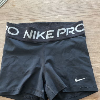 Nike Pro