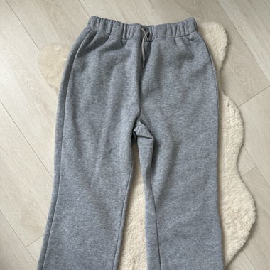breite jogginghose