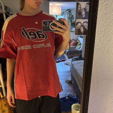 Aelfric Eden red T-shirt