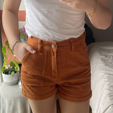 Orange shorts 