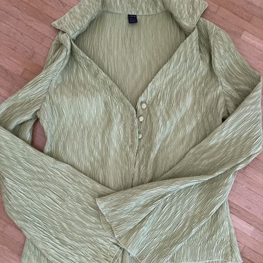 Green shirt