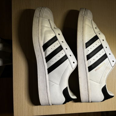 Adidas Superstars