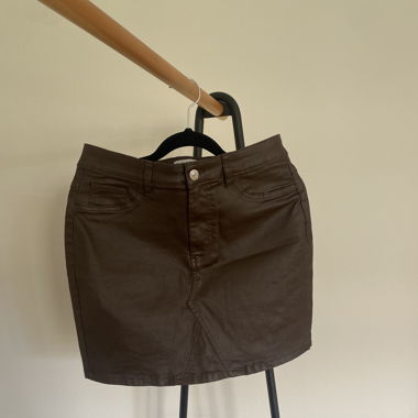 mini jupe brune faux cuir
