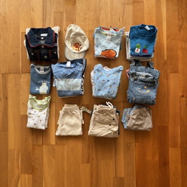 Lot de vêtements pour enfants 45x