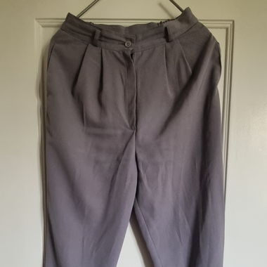 Pantaloni in tessuto grigio-lilla