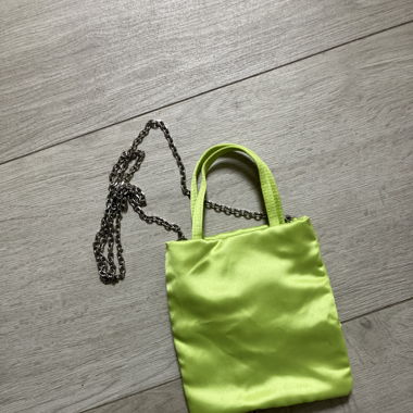 Petit sac à main vert fluo 