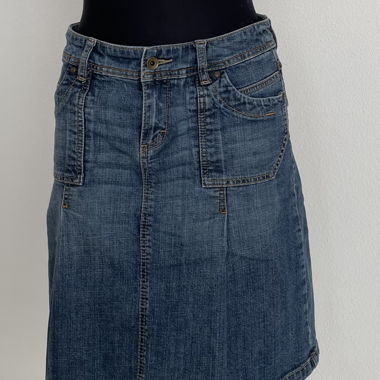 Gonna in jeans al ginocchio blu