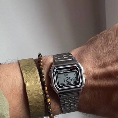 Digitale Armbanduhr Silber Neu / Retro / Vintage