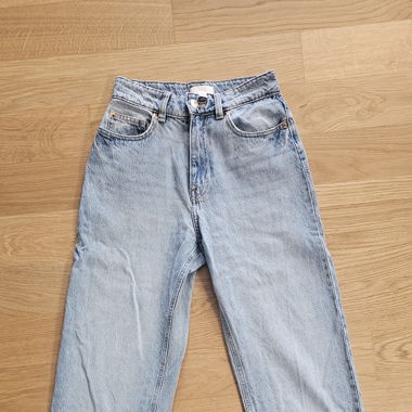 Mom Jeans