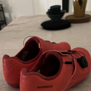Shimano cyclng shoes (38 EUR)