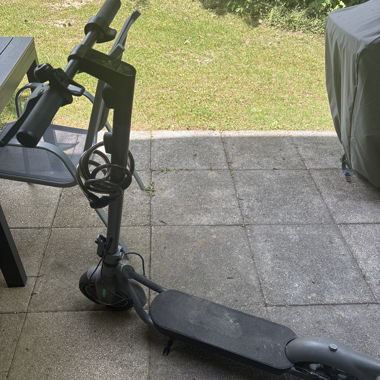 Trottinette électrique noire