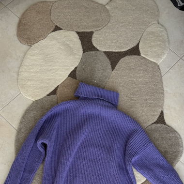Pull à col roulé violet