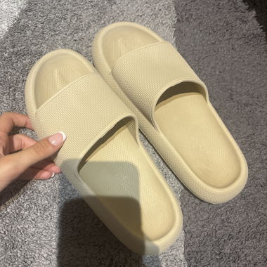 Ciabatte beige