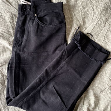 Jean noir Sandro taille 36