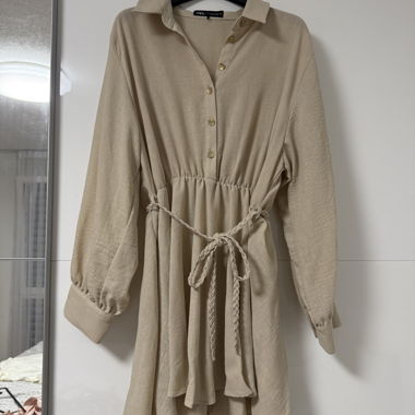 Zara Kleid beige