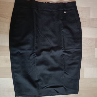 Smart Pencil Skirt