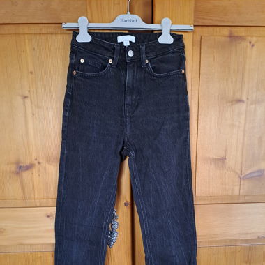 schwarze jeans