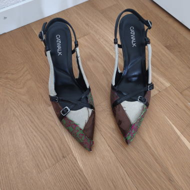 CATWALK Slingback Pumps