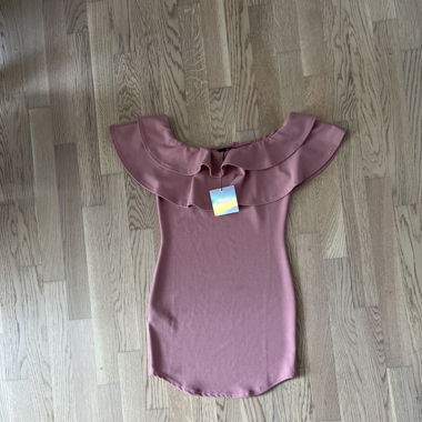 Pinkes Kleid 
