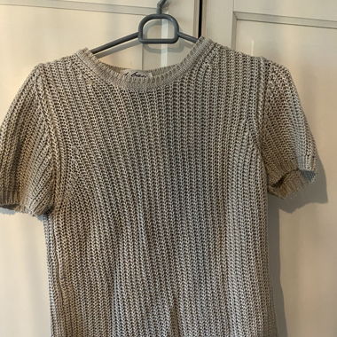 beige crochet t-shirt