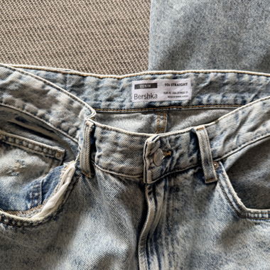 Bershka 90s Straight Jeans
