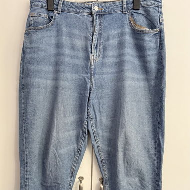 Jeans tipo mom