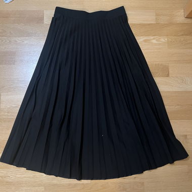 High waist pleated skirt
