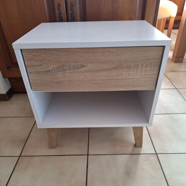 Table de chevet