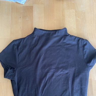 T-shirt crop top