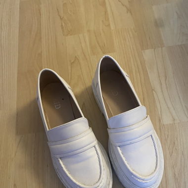 loafers