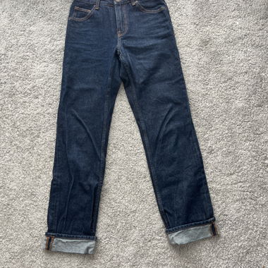 Jeans scuri