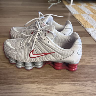 Nike Shox
