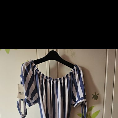 Sommerkleid mit Streifen NEW