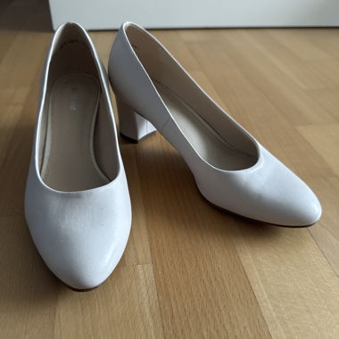 Weisse Pumps