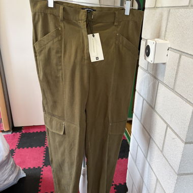 Weite Hosen, Grösse 40