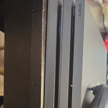 Playstation 4 Pro 1TB