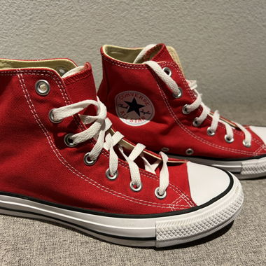Converse rouge